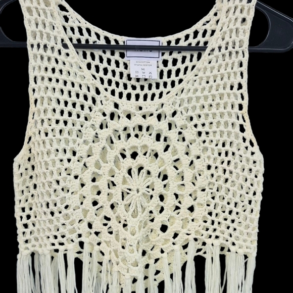 Cream Cropped Cut Out Tank Top - Picture 3 of 5